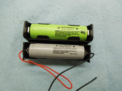 ソミーの部屋 アマチュア無線ルーム 実践的リチウムイオン電池の使用法 電池ホルダー