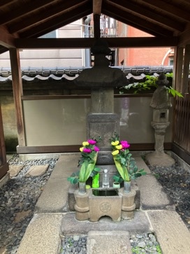 平賀源内の墓 
